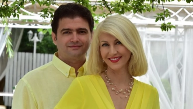 Носителката на титлата Мисис Баба Дони Чачова хвана своя съпруг