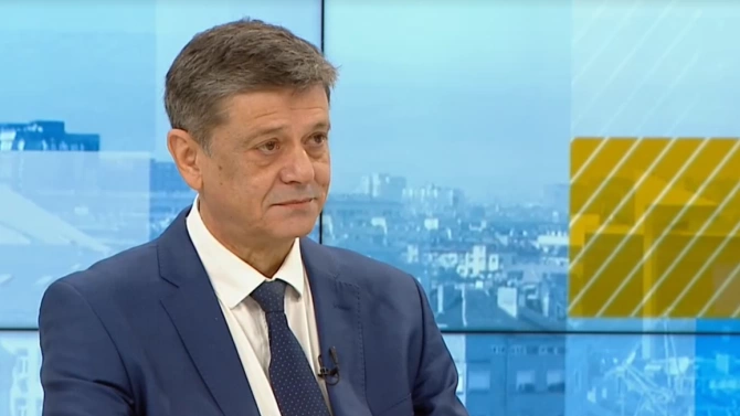 Ген Константин Попов председател на Комисията по отбрана в Народното