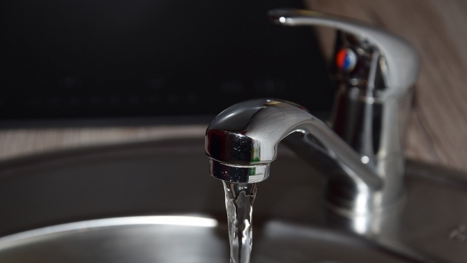 От КНСБ разкриха какво ще стане, ако цената на водата бъде намалена 