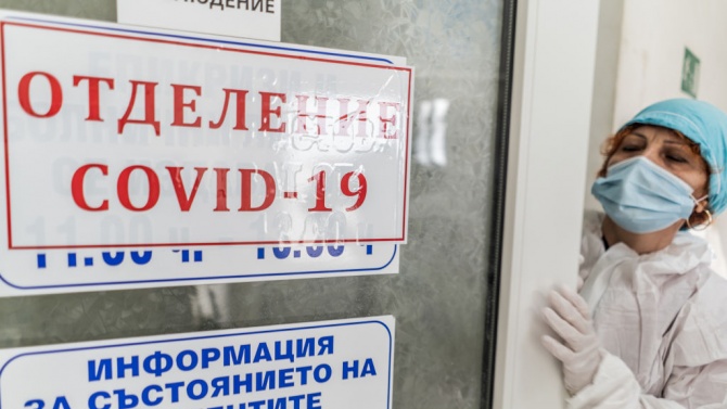  Средната възраст на болните от ковид в област Сливен е 52.3 години 