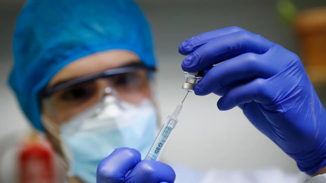 74 от гърците имат доверие във ваксината срещу COVID 19 като