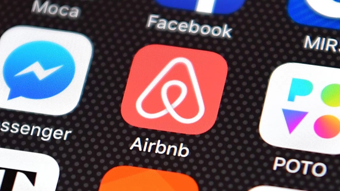 Фирмата за наем на частни жилища Еърбиенби Airbnb обяви днес