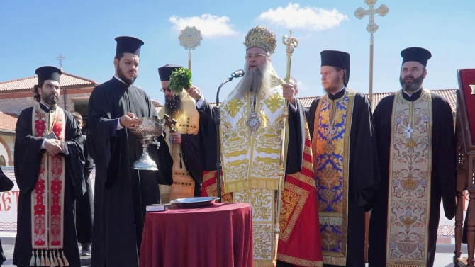 Пловдивският митрополит Николай ще отслужи литургия по повод първия храмов