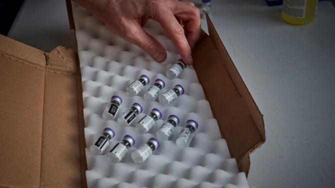  Доставят нова доза от имунизациите на Pfizer в страната 
