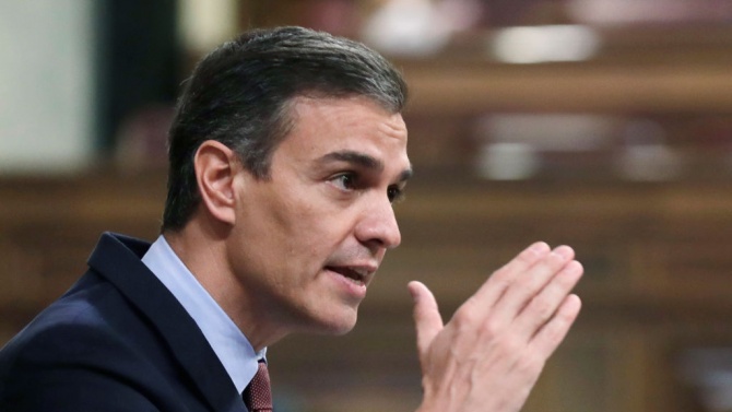 Испанският премиер призова към спокойствие след трусове в южната част на страната