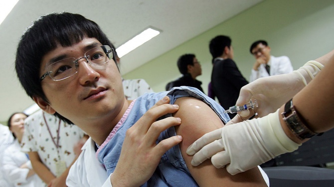  Южна Корея стартира всеобща имунизация през третото тримесечие на 2021 година 