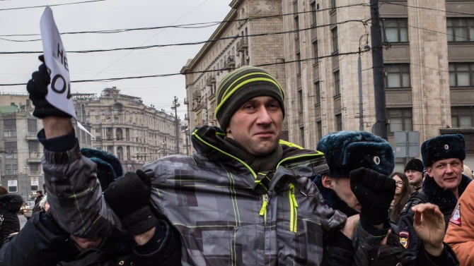 Състоялите се в събота в десетки градове на Русия протестни