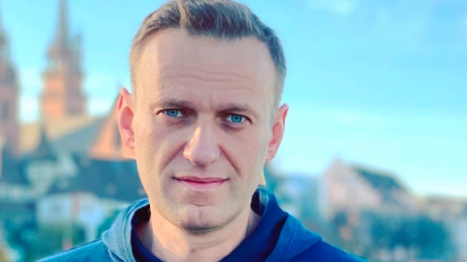 Руски съд разпореди в четвъртък критикът на Кремъл Алексей Навални