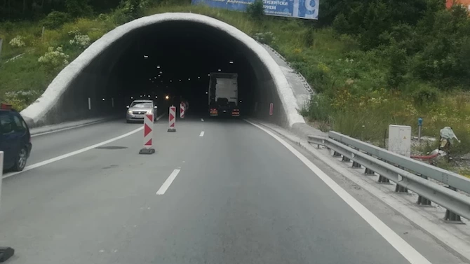 Тунел Витиня на автомагистрала Хемус е бил пред срутване при