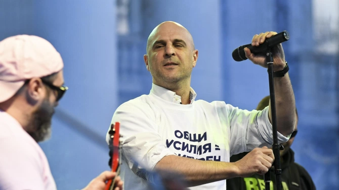 Лидерът на Глас Народен и фронтмен на Хиподил Светослав Витков излезе