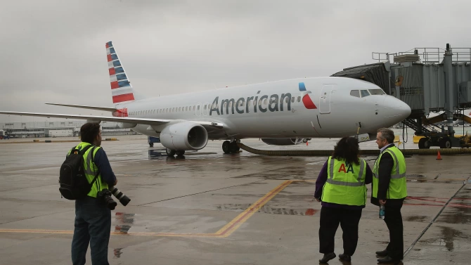 Авиокомпания Американ еърлайнс American Airlines засегната от намаляването на въздушния