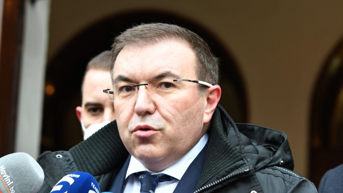 Здравният министър проф. потвърди информацията, че синът на президента Румен