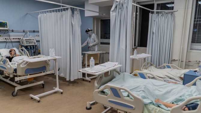 Още един пациент с COVID-19 почина във Варна