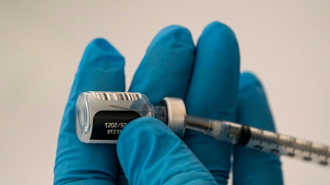 Над двеста учители ще бъдат ваксинирани в Благоевград в следващите