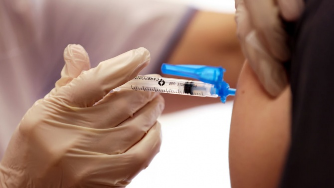 Австрийското правителство купува шест милиона дози ваксина срещу COVID-19 от