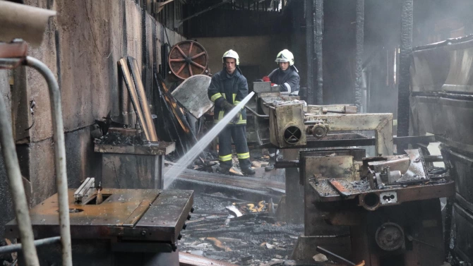 73 годишен мъж е с опасност за живота след пожар в