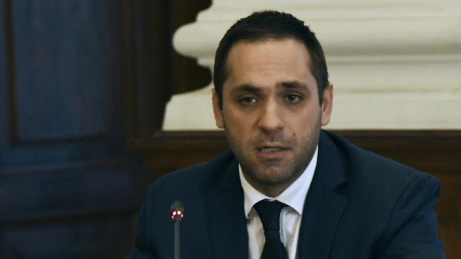 Бившият министър на икономиката Емил Караниколов Емил Караниколов е министър