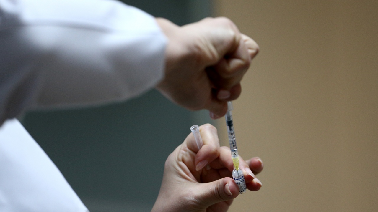 В Бургас не достигат ваксини