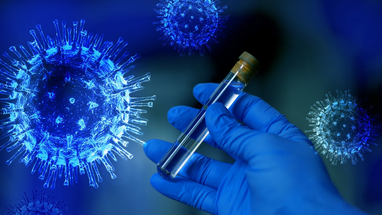 Китай съобщи за 13 нови случая на коронавирус за последното денонощие