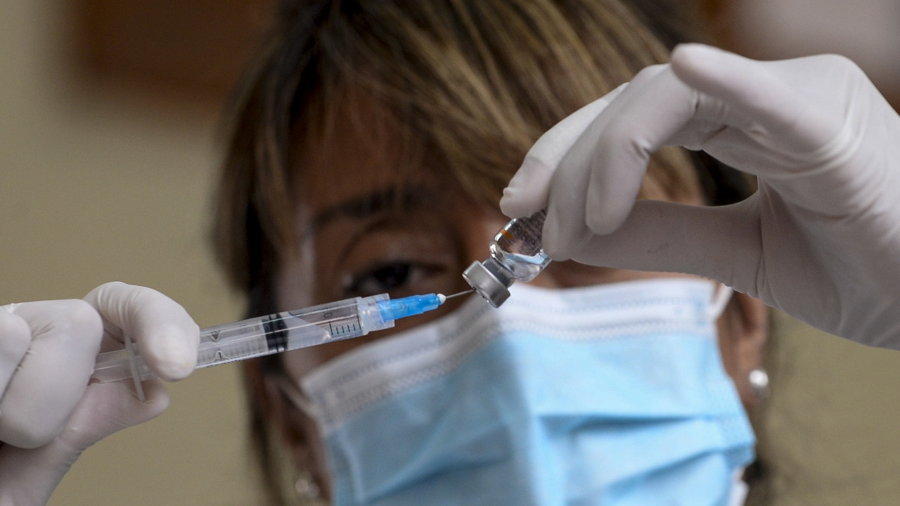 Сърбия привлича чужденци с ваксини