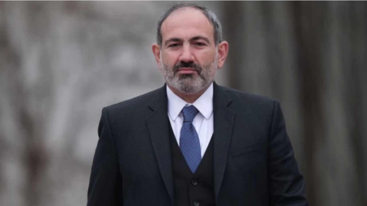Арменският премиер ще подаде оставка идния месец