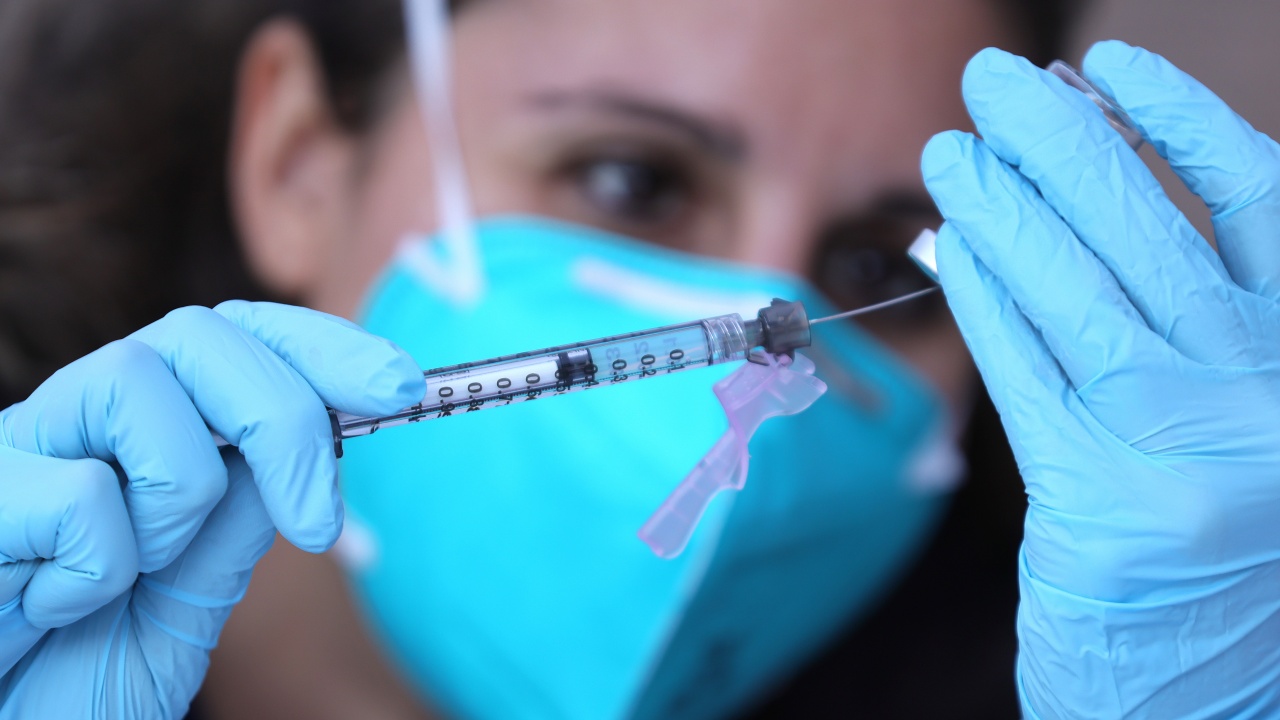 Д-р Христиана Бацелова: Най-сигурната ваксина е поставената