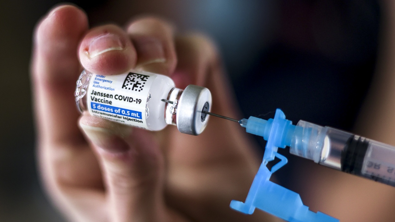 В ЕС започва разпределението на първите доставки от ваксината на "Джонсън & Джонсън"