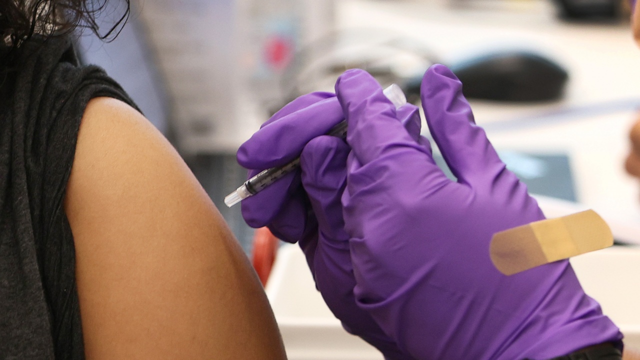  СЗО: В света са поставени вече близо 780 милиона дози ваксини срещу COVID-19