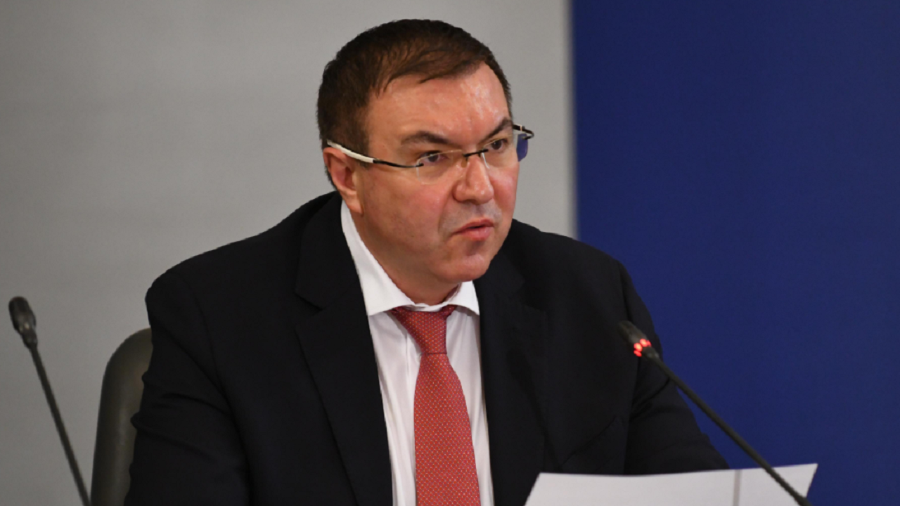 Здравната комисия изслушва проф. Костадин Ангелов
