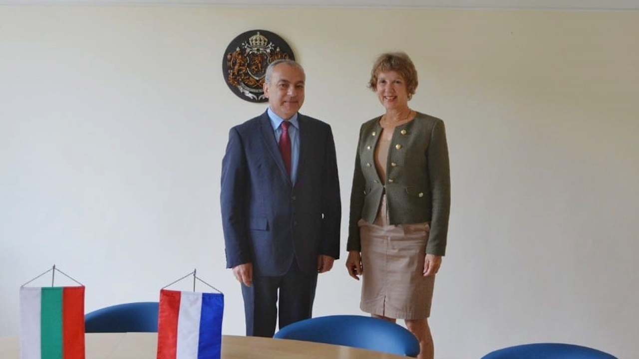 Министър Донев се срещна с посланика на Нидерландия  