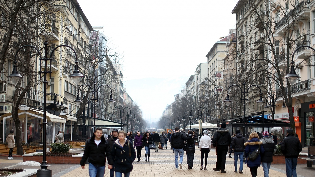 Очаква се за следващите 20 години населението на България да намалее с 1/4