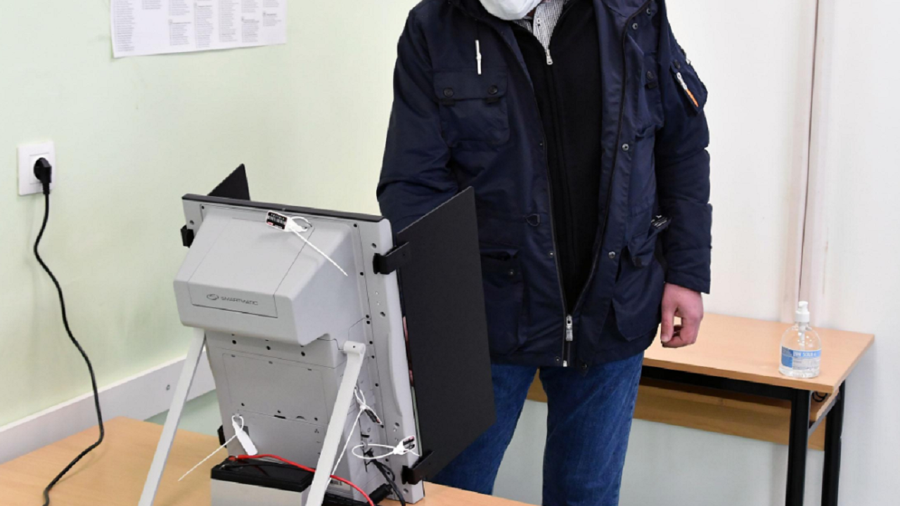 "Сова Харис": 65% от българите ще гласуват за същата партия/коалиция