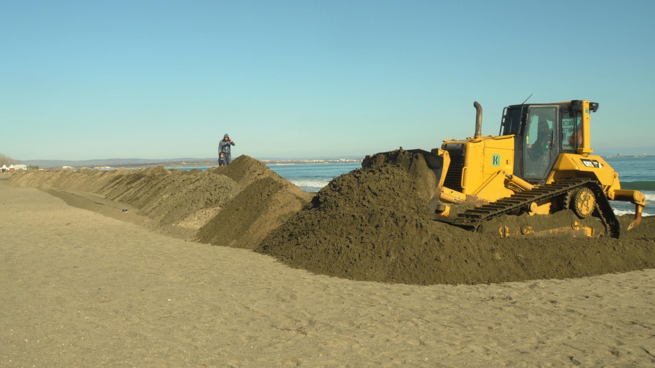 Прокуратурата поиска да се провери закоността на строителните дейности на плаж "Бутамята"