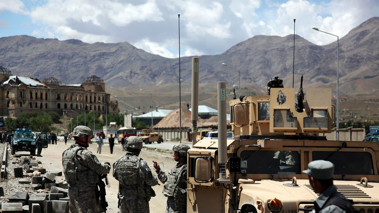 Афганистанските талибани завзеха трета за днес регионална столица 