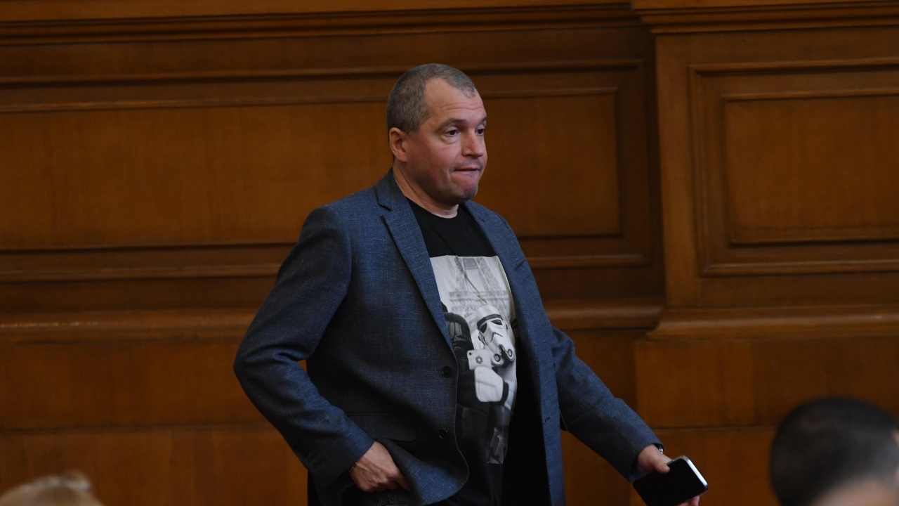 Тошко Йорданов към журналисти: Намерете Христо Иванов, заради него сега БСП е с третия мандат
