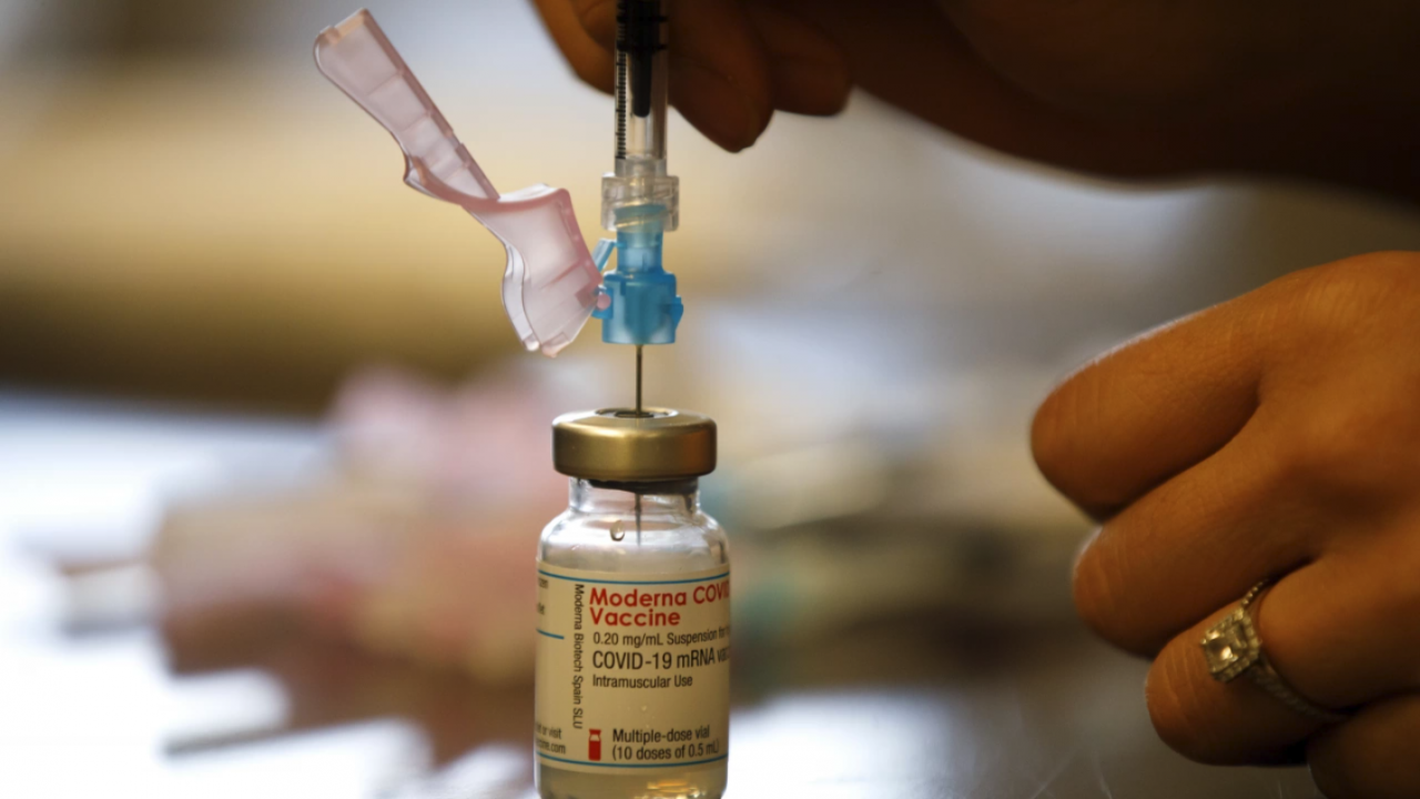 СЗО: Решенията за промяна във ваксинационната кампания срещу COVID-19 в България се основават на качествени данни