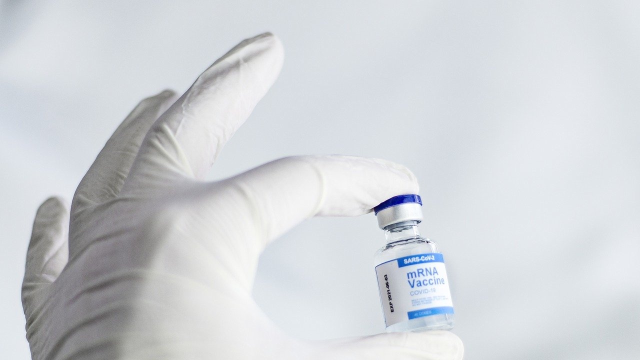 653 имунизации срещу COVID-19 са извършени във Варненска област през изминалата седмица