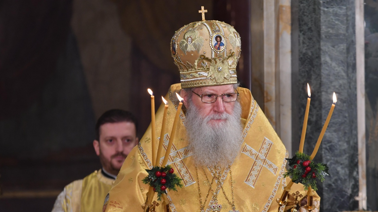 Патриарх Неофит: Носенето на Кръста е едновременно и жребий, и чест за всеки християнин