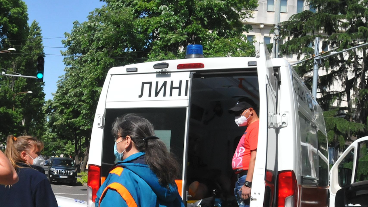 Шофьор уби пешеходец на пътя Сърница-Велинград и избяга 
