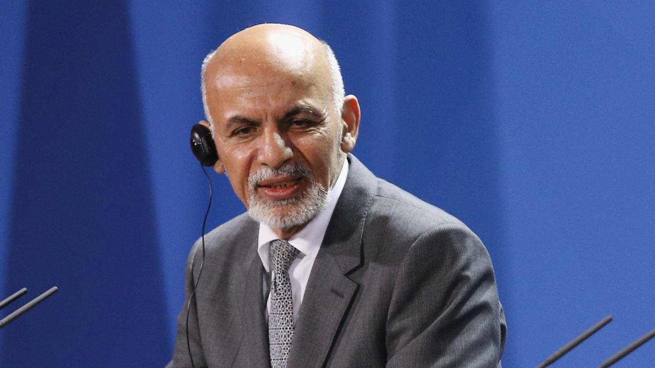 Бившият президент на Афганистан към света: Признайте властта на талибаните