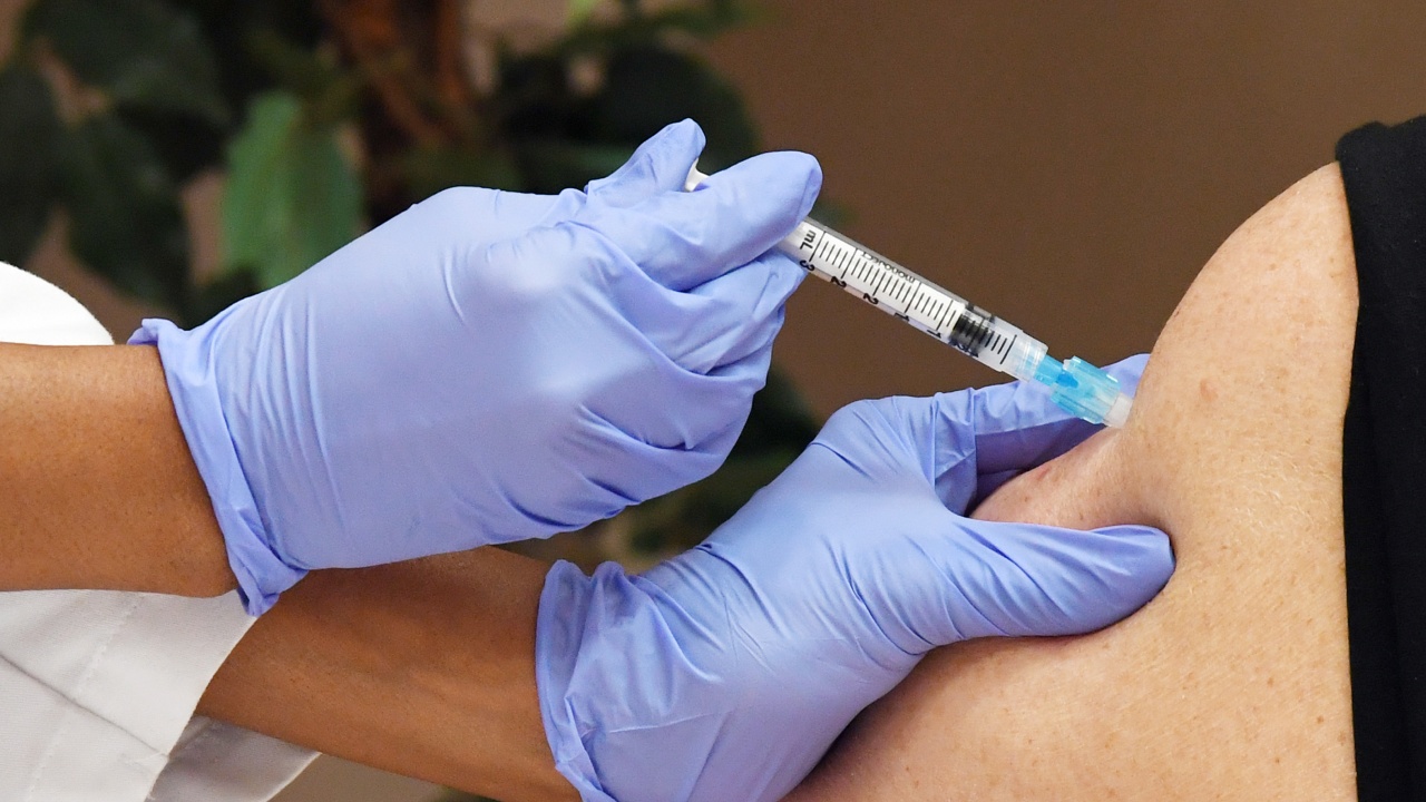Нови COVID правила: Задължителна ваксинация в Латвия 