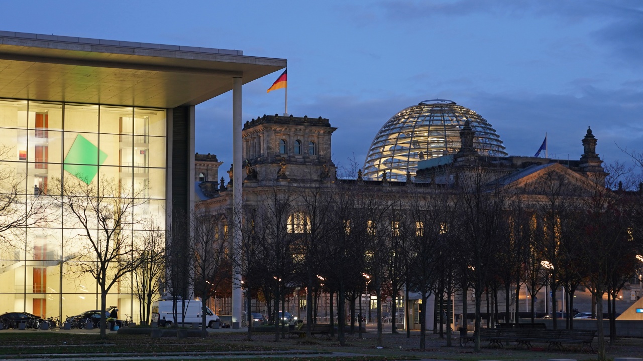 Британска медия за преговорите за кабинет в Берлин: Сблъсък на два различни свята