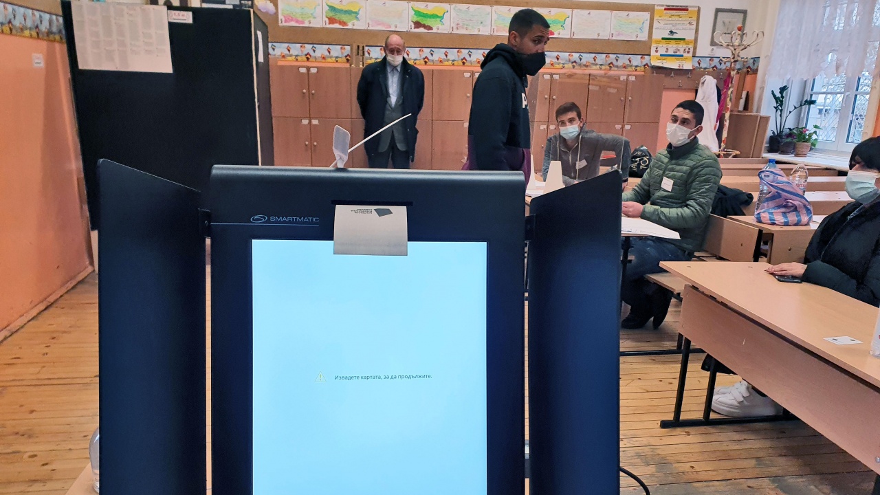 "Сиела Норма" ще покаже как ще изглеждат екраните на машините за вота на 14 ноември