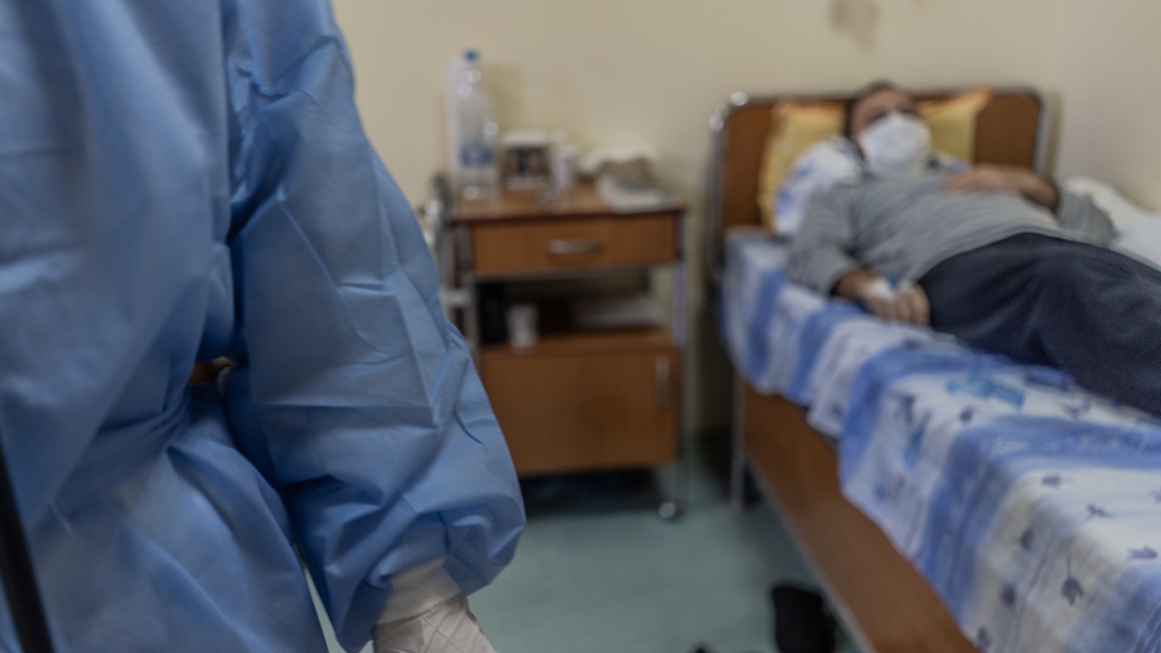 От утре се увеличава броят на COVID леглата в столичните болници 