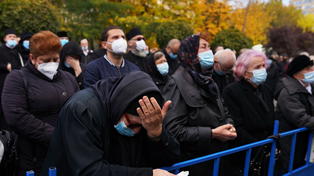 Румъния удължава състоянието на тревога заради пандемията от COVID