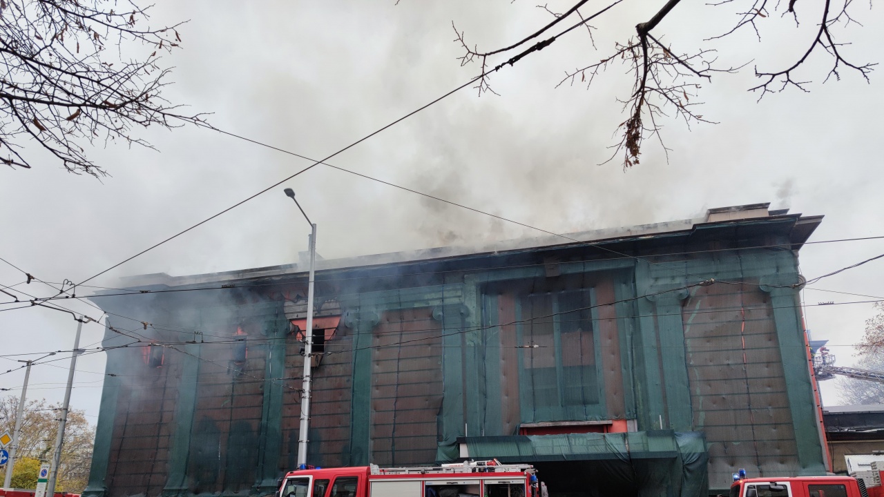 Собственикът на пламналата сграда в София ще бъде глобен с 200 хил. лева
