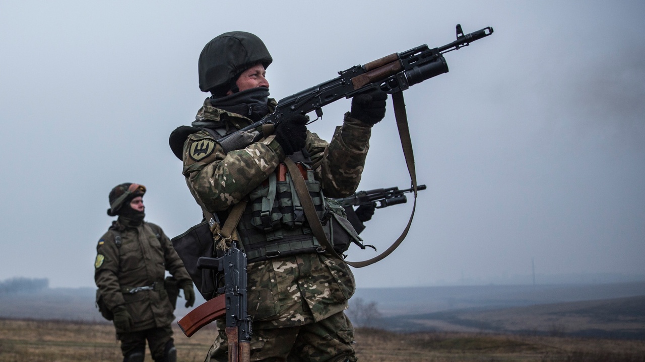  Украйна ще удвои силите си по беларуската граница заради мигрантската криза