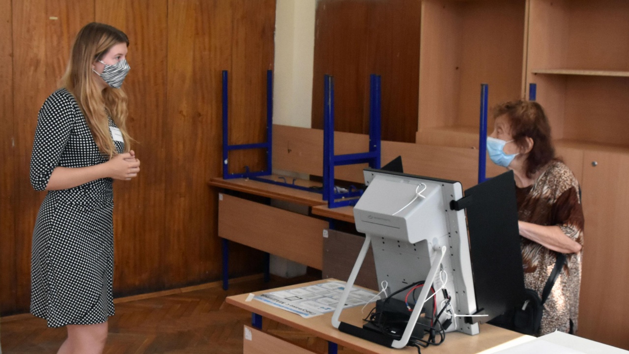 Нормално е започнал изборният ден в Силистренско