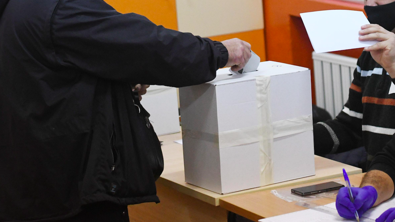 Изборният ден в област Търговище започна, всички секции са отворени