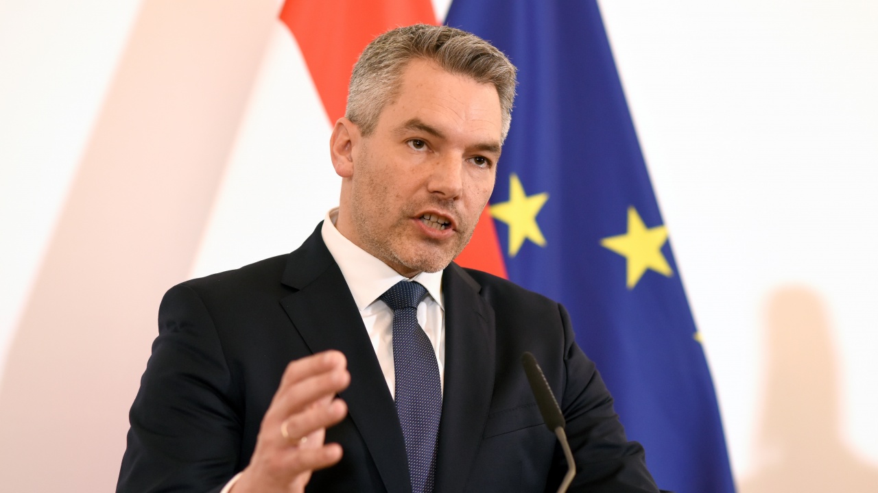Новият канцлер на Австрия: Ще подготвим отмяната на пълния локдаун от сряда